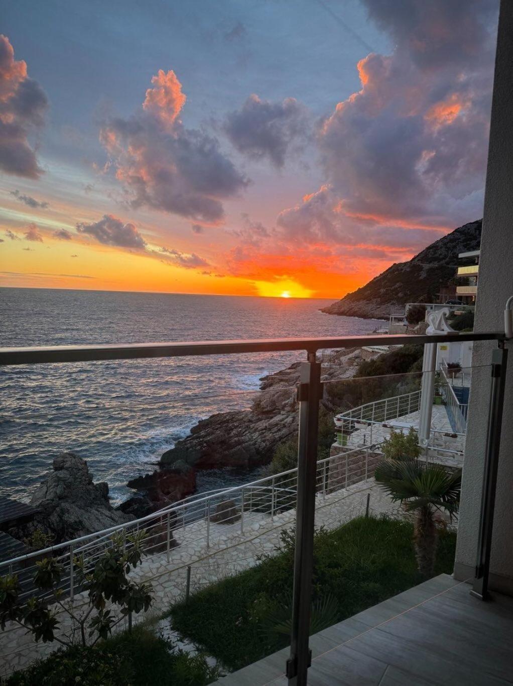 Paradise Beachfront View 2 Dobra Voda Dış mekan fotoğraf